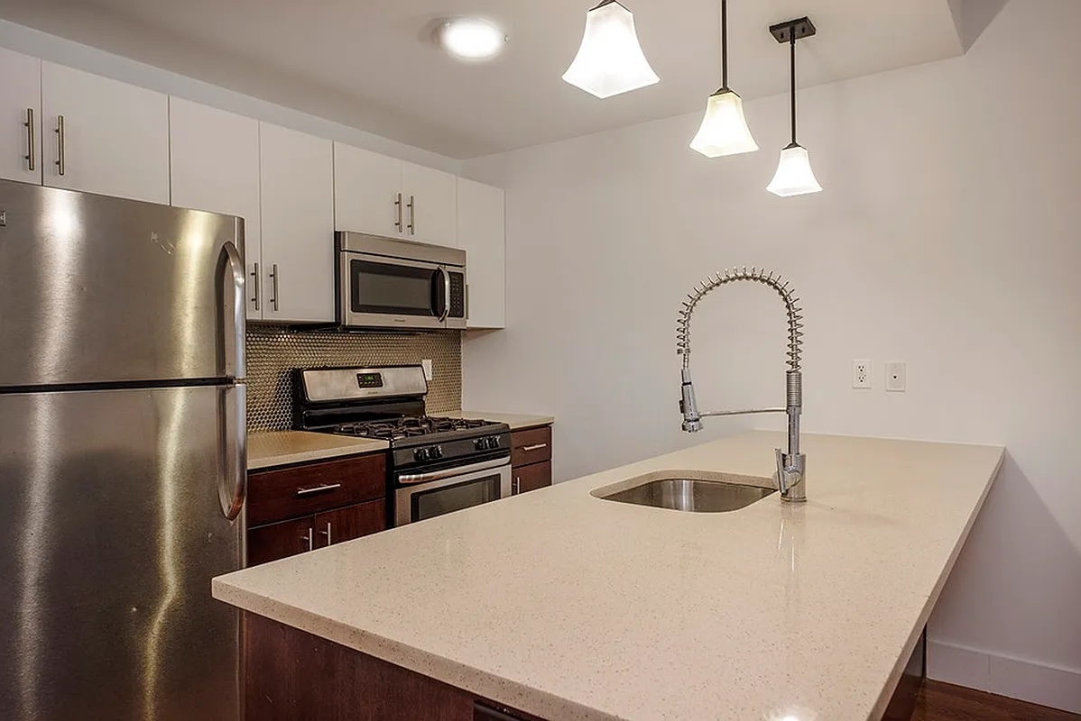 80 Meserole Street, Unit 3F Brooklyn, NY 11206 - Photo 3 of 10