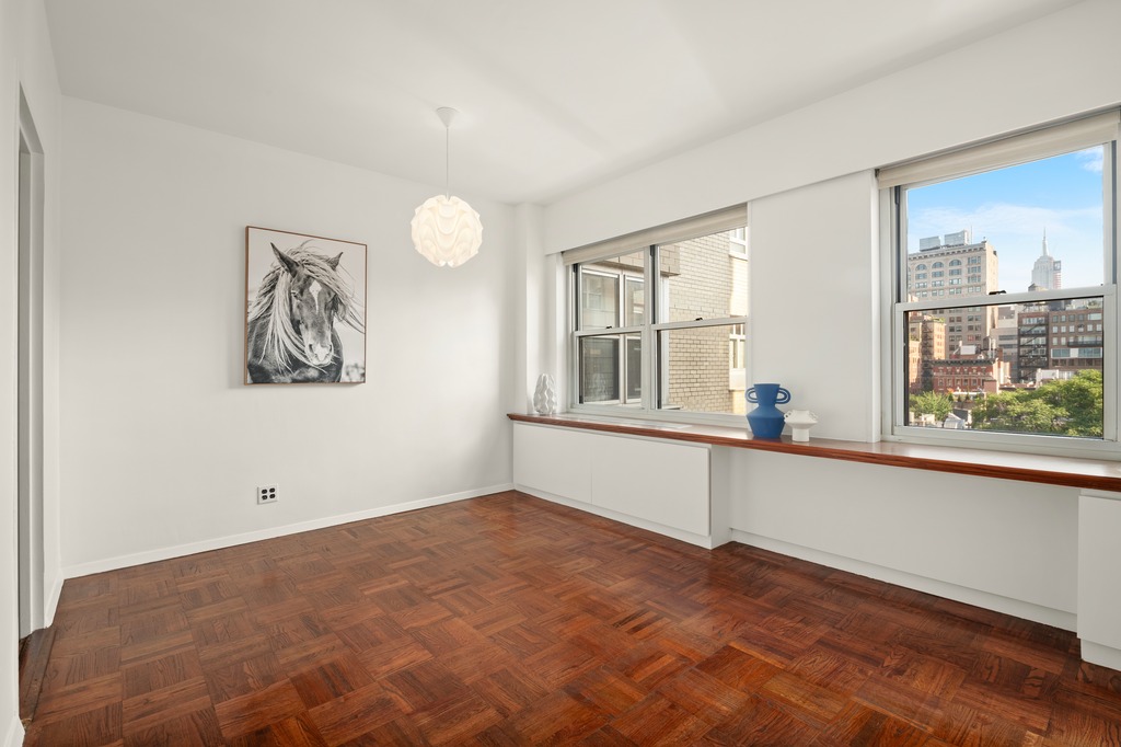 20 East 9th Street, Unit 12X Manhattan, NY 10003 - Photo 6 of 26 a view of empty room with window