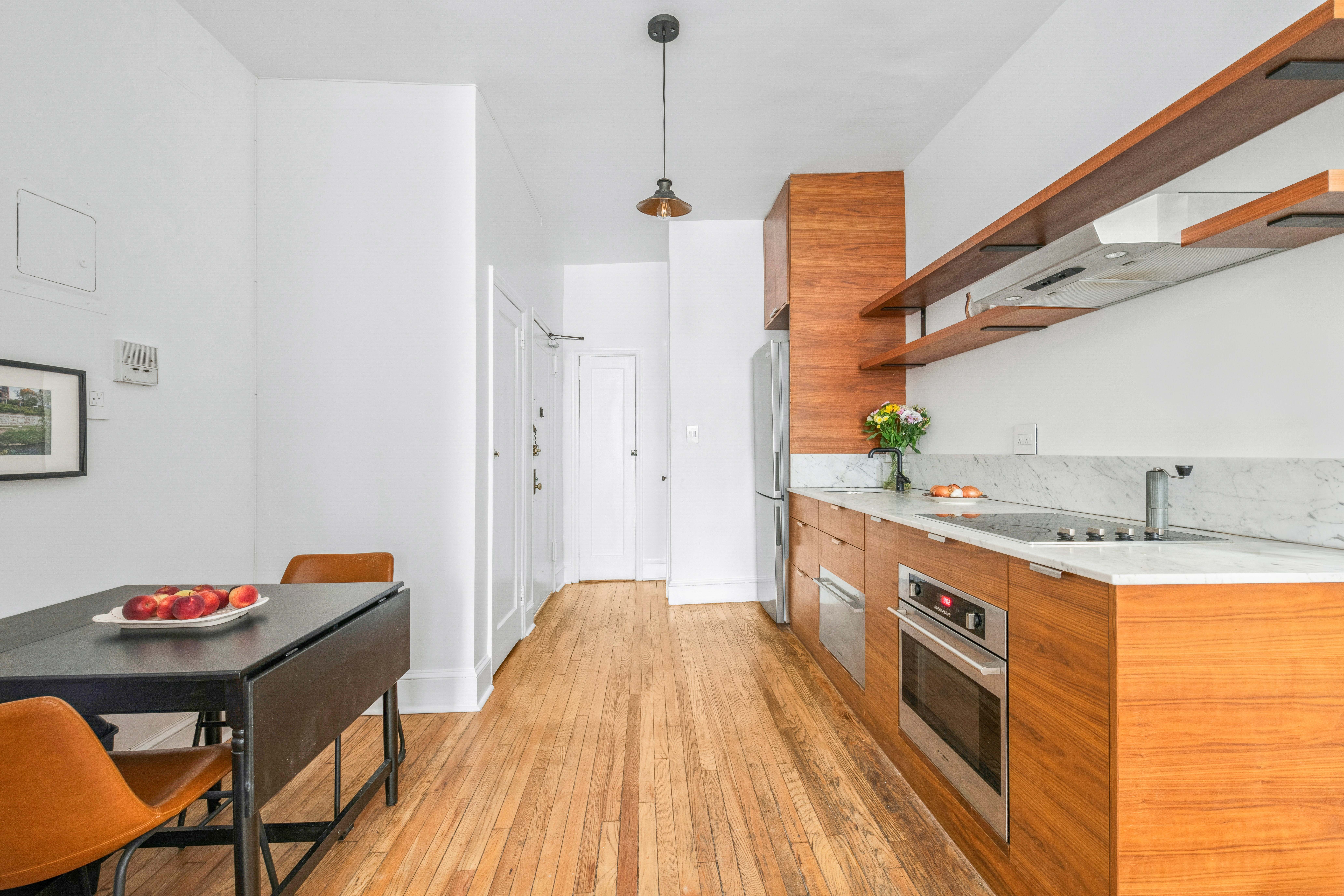 215 East 29th Street, Unit 33 Manhattan, NY 10016 - Photo 4 of 8