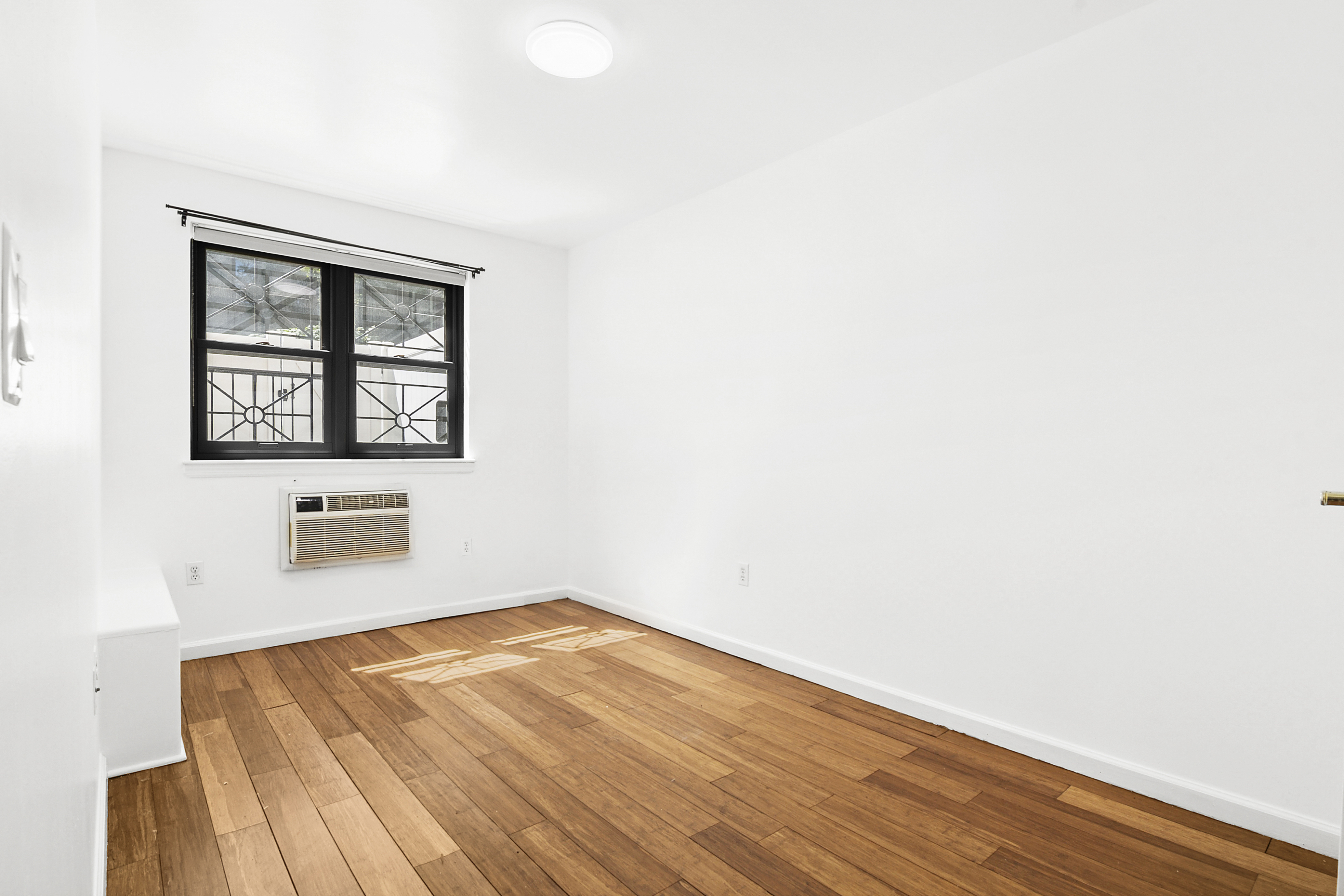 112 Pulaski Street, Unit #1 Brooklyn, NY 11206 - Photo 5 of 7