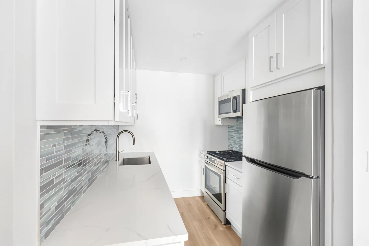 $1,675,000 | 244 West 23rd Street, Unit 5B | Chelsea