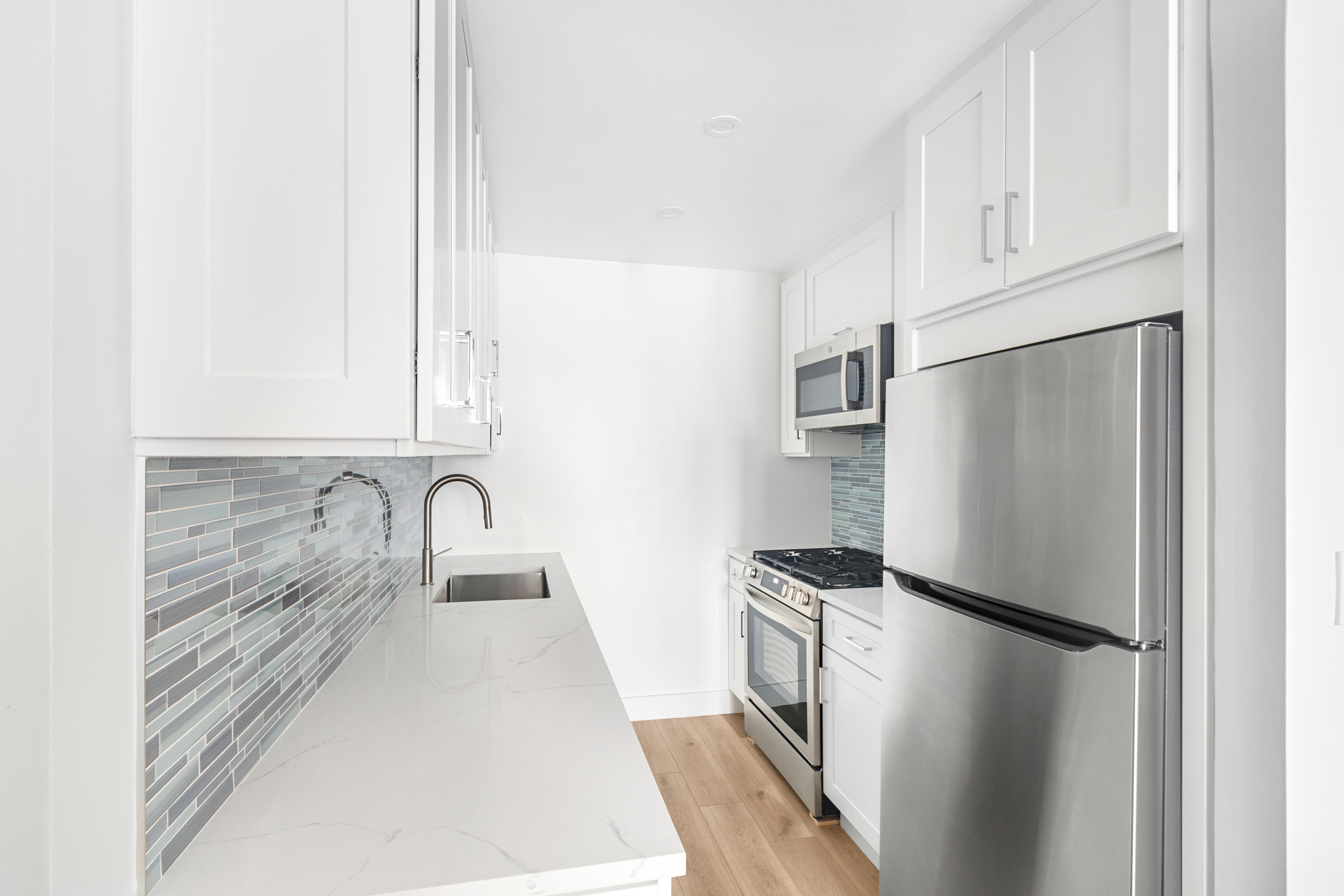 244 West 23rd Street, Unit 5B Manhattan, NY 10011 - Photo 7 of 19