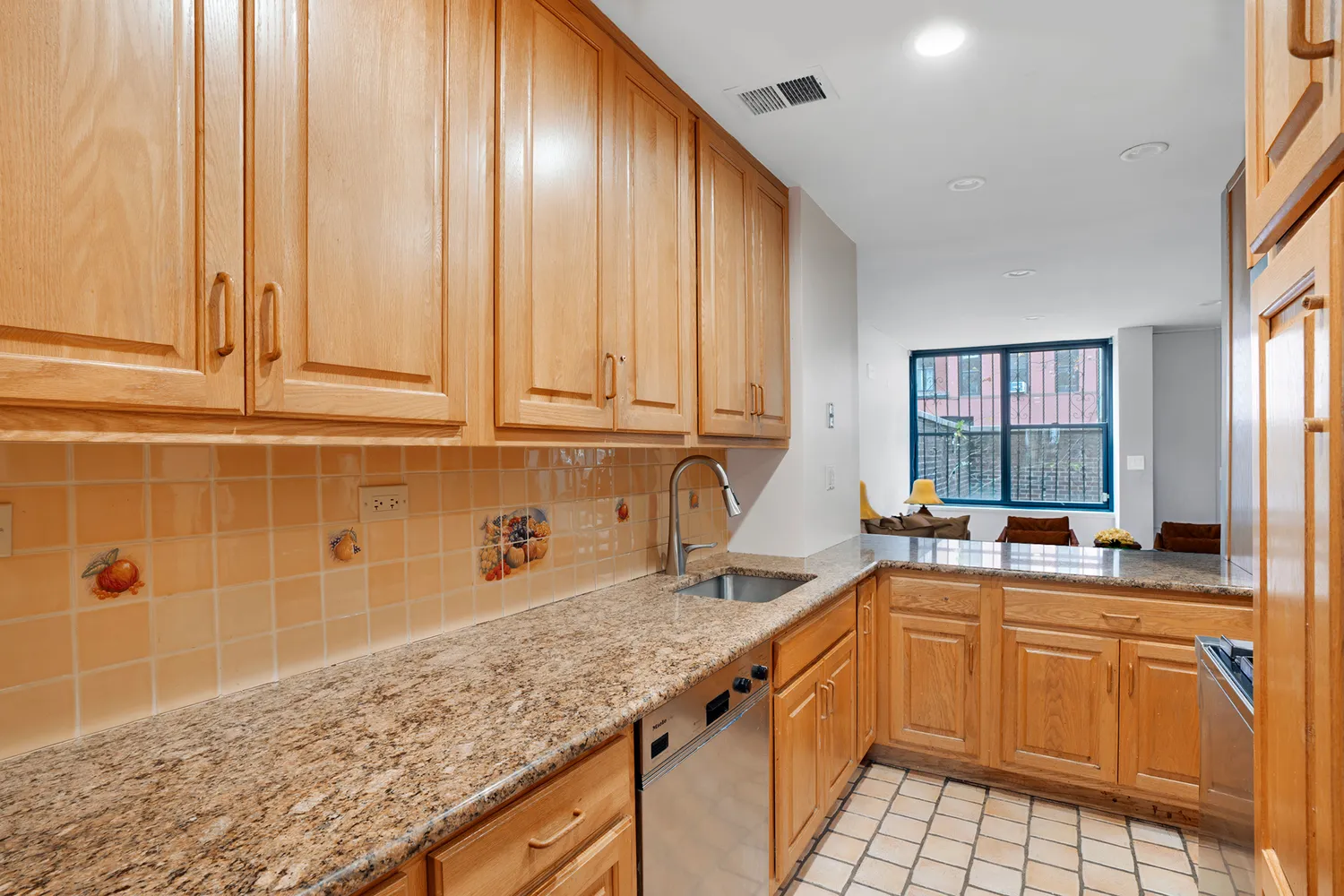 $3,350,000 | 37 Henry Street | Brooklyn Heights