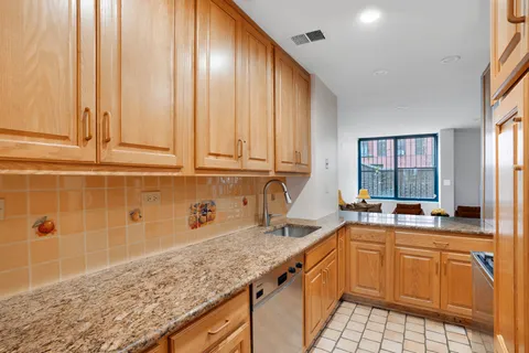 $3,350,000 | 37 Henry Street | Brooklyn Heights