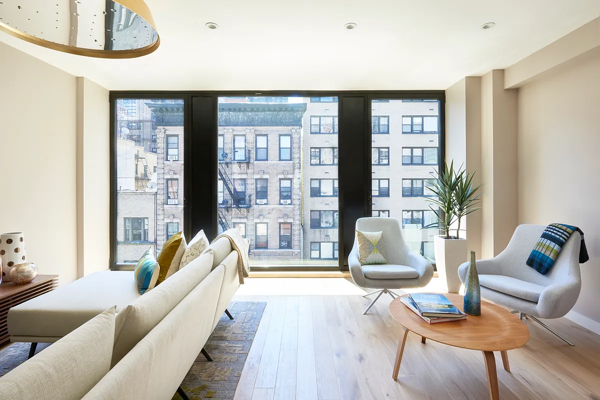 323 East 52nd Street, Unit PH Manhattan, NY 10022 - Photo 2 of 15