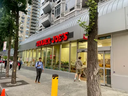 $686,000 | 150 East 37th Street, Unit 10A | Murray Hill