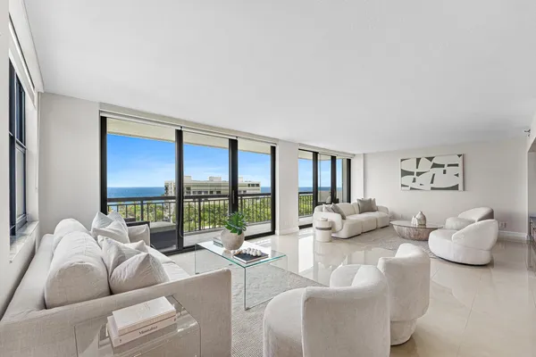 $1,149,000 | 2003 North Ocean Boulevard, Unit 902, Boca Raton, FL 33431