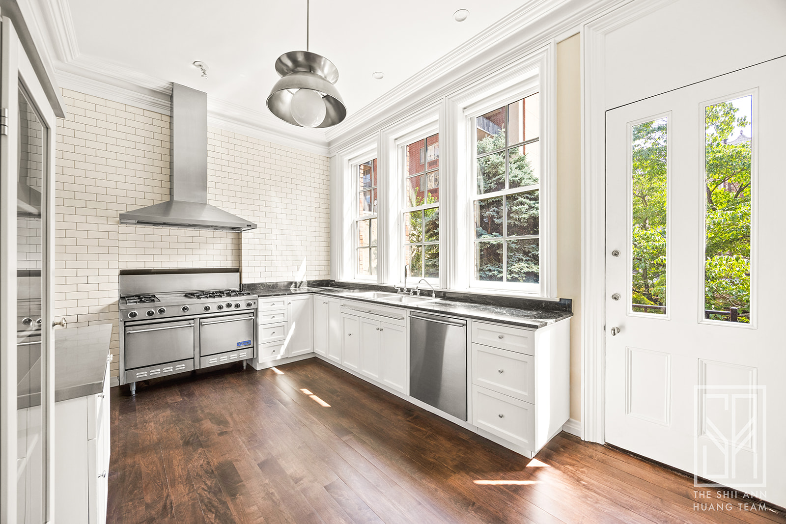 548 State Street, Unit PARLOR Brooklyn, NY 11217 - Photo 10 of 34