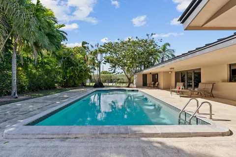 $1,795,000 | 7430 Southwest 142nd Terrace, Palmetto Bay, FL 33158