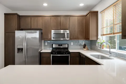 $575,000 | 6542 East Lovers Lane, Dallas, TX 75214