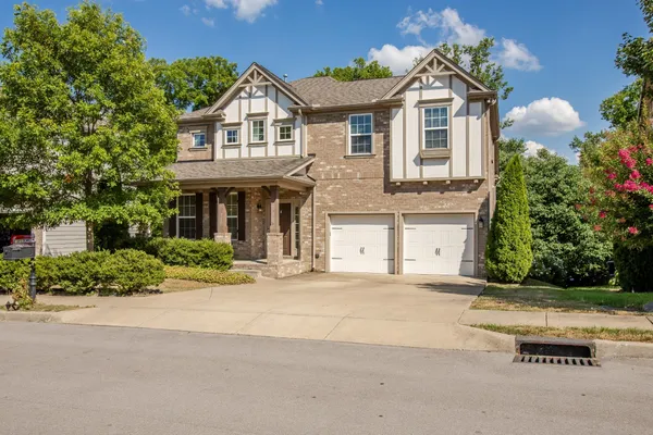 $780,000 | 2128 Ravenscourt Drive, Thompson's Station, TN 37179