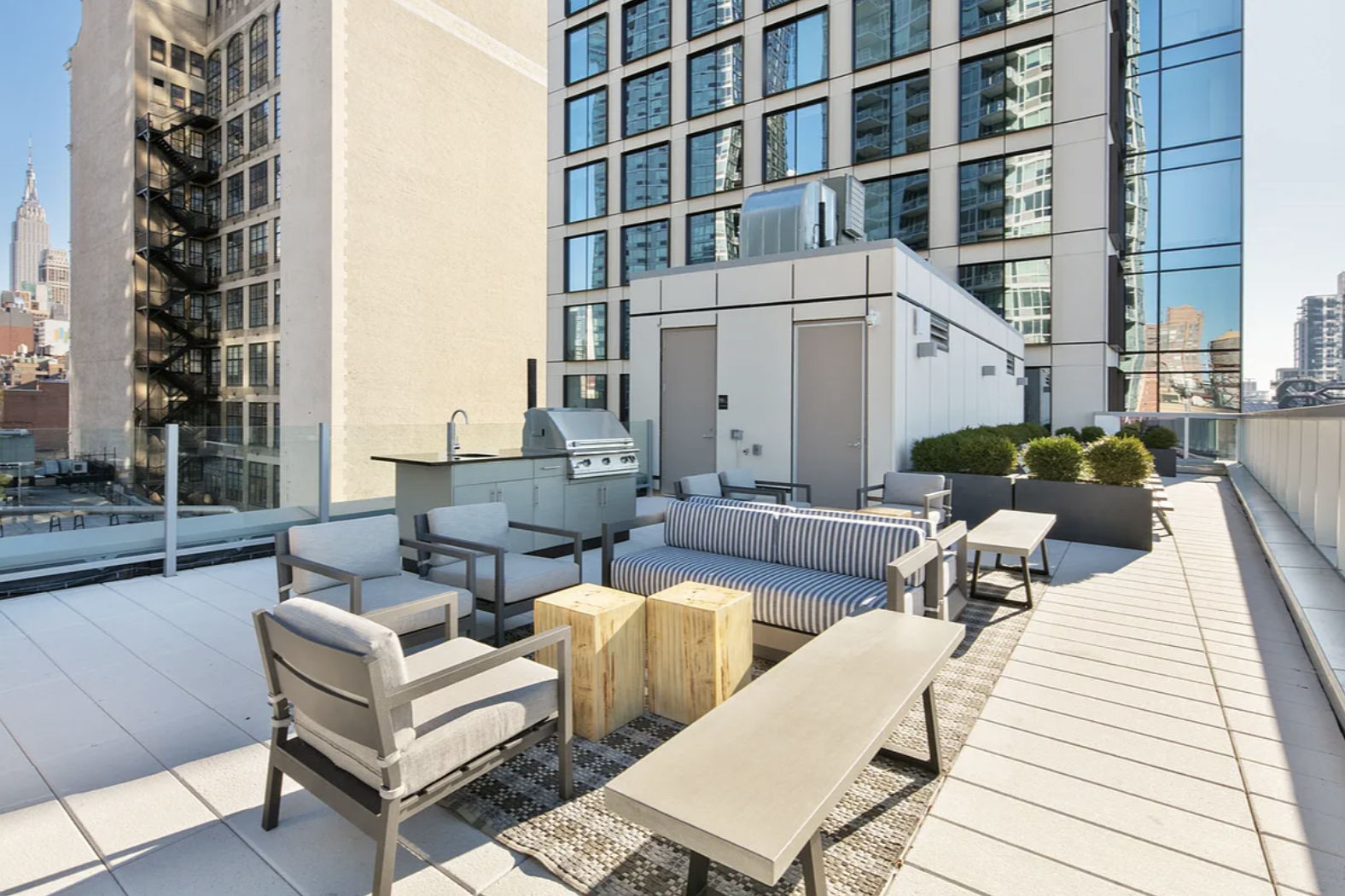 525 West 36th Street, Unit 36B Manhattan, NY 10018 - Photo 30 of 31
