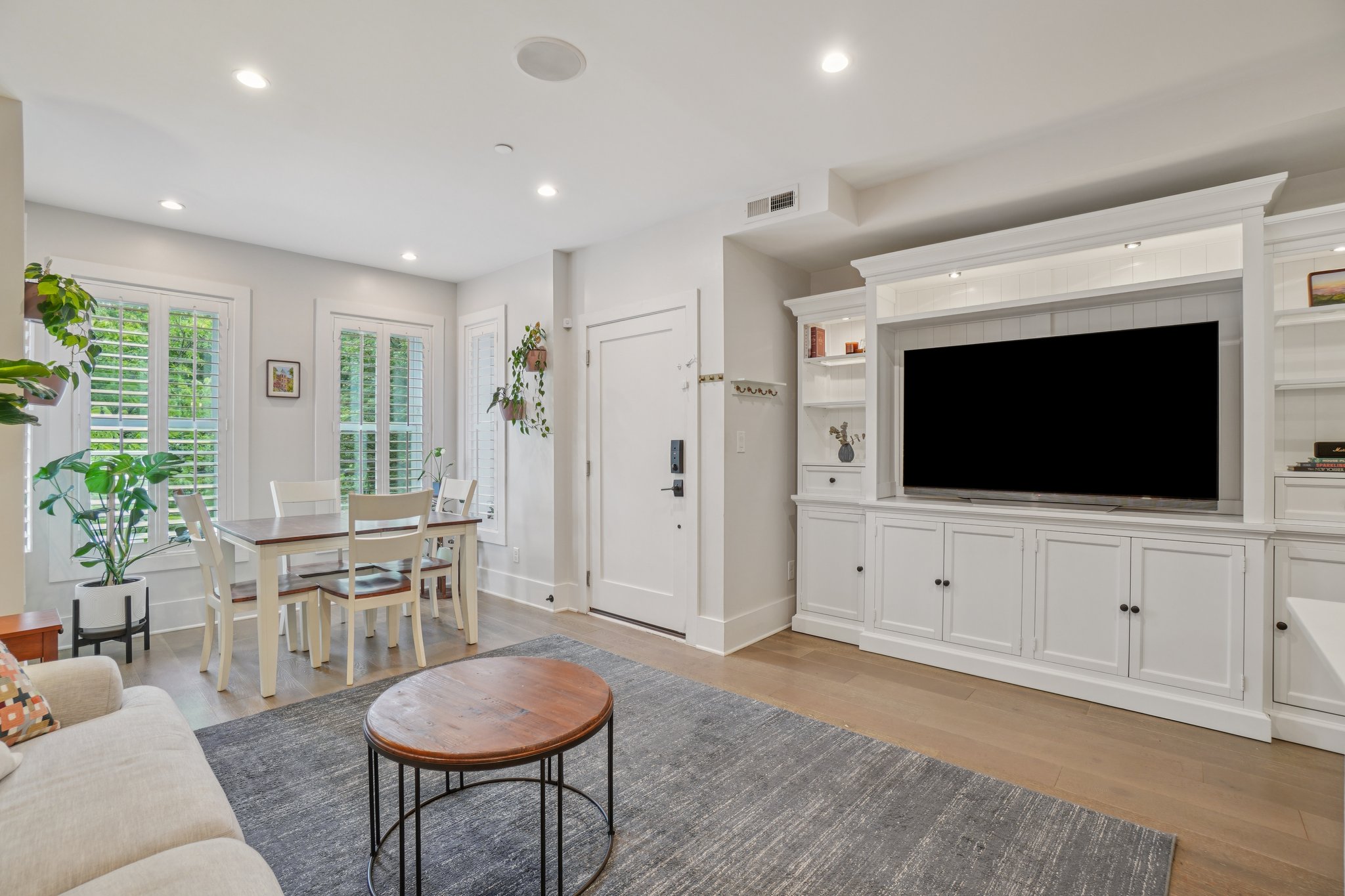 1682 Irving Street Northwest, Unit 2 Washington, DC 20010 - Photo 6 of 31