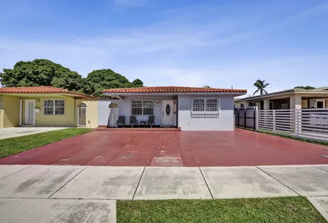 $650,000 | 645 West 16th Street, Hialeah, FL 33010