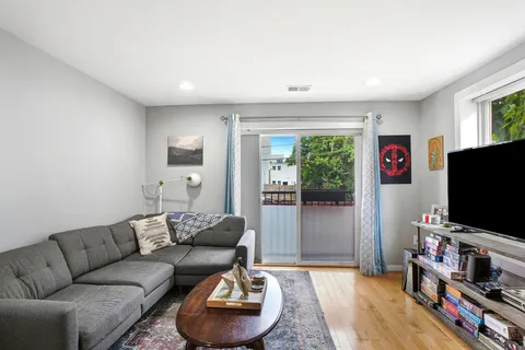 $625,000 | 732 Lamont Street Northwest, Unit 203, Washington, DC 20010