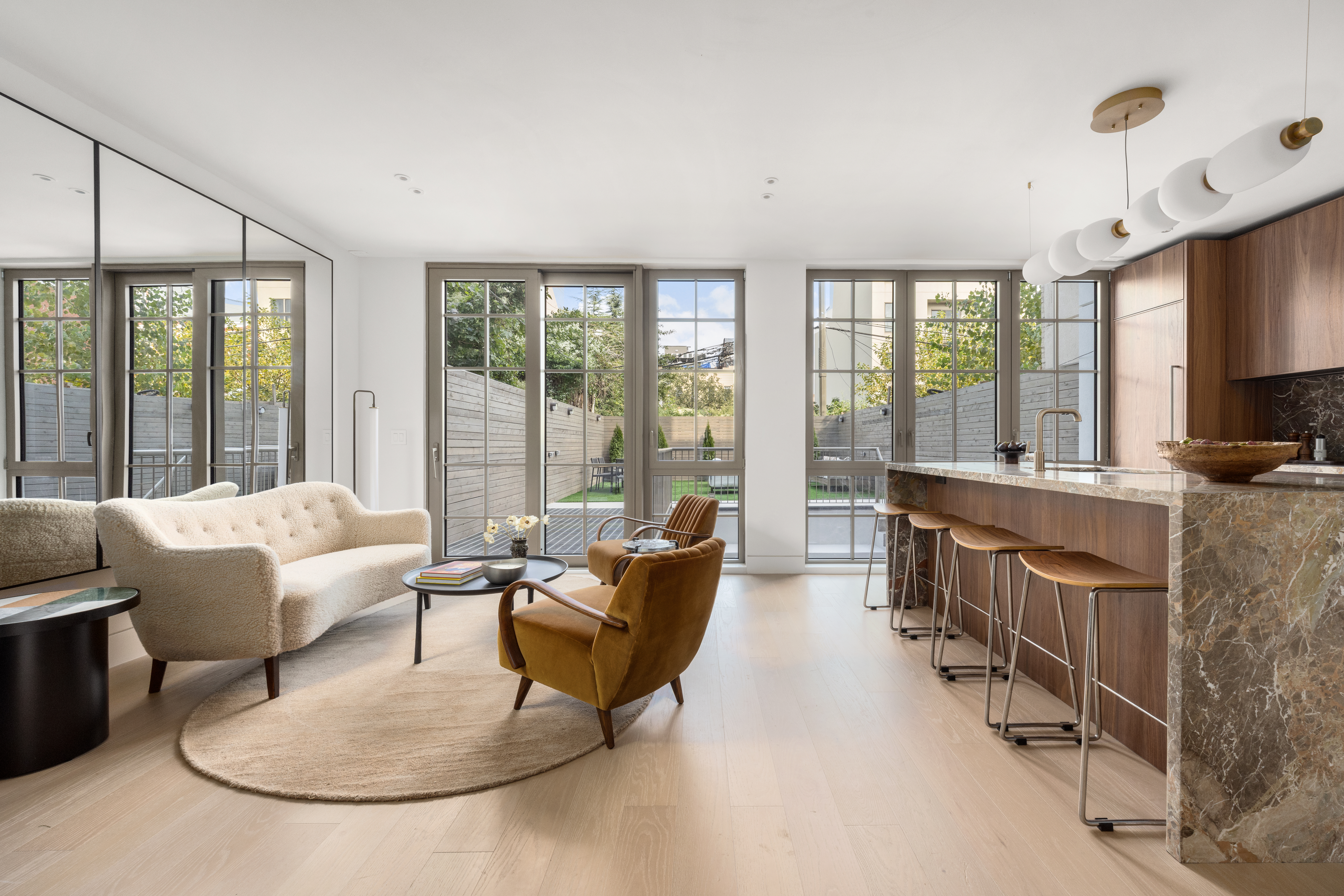 686 Leonard Street, Unit 1 Brooklyn, NY 11222 - Photo 2 of 19 Gallery Image 2