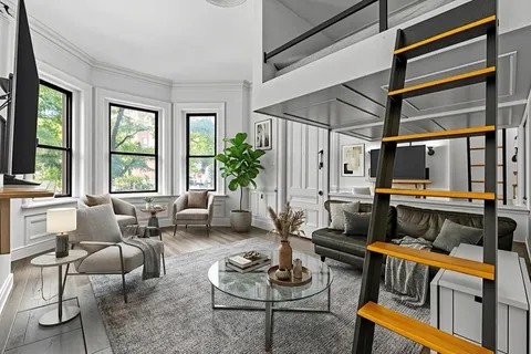 $624,500 | 364 Marlborough Street, Unit 1, Boston, MA 02115