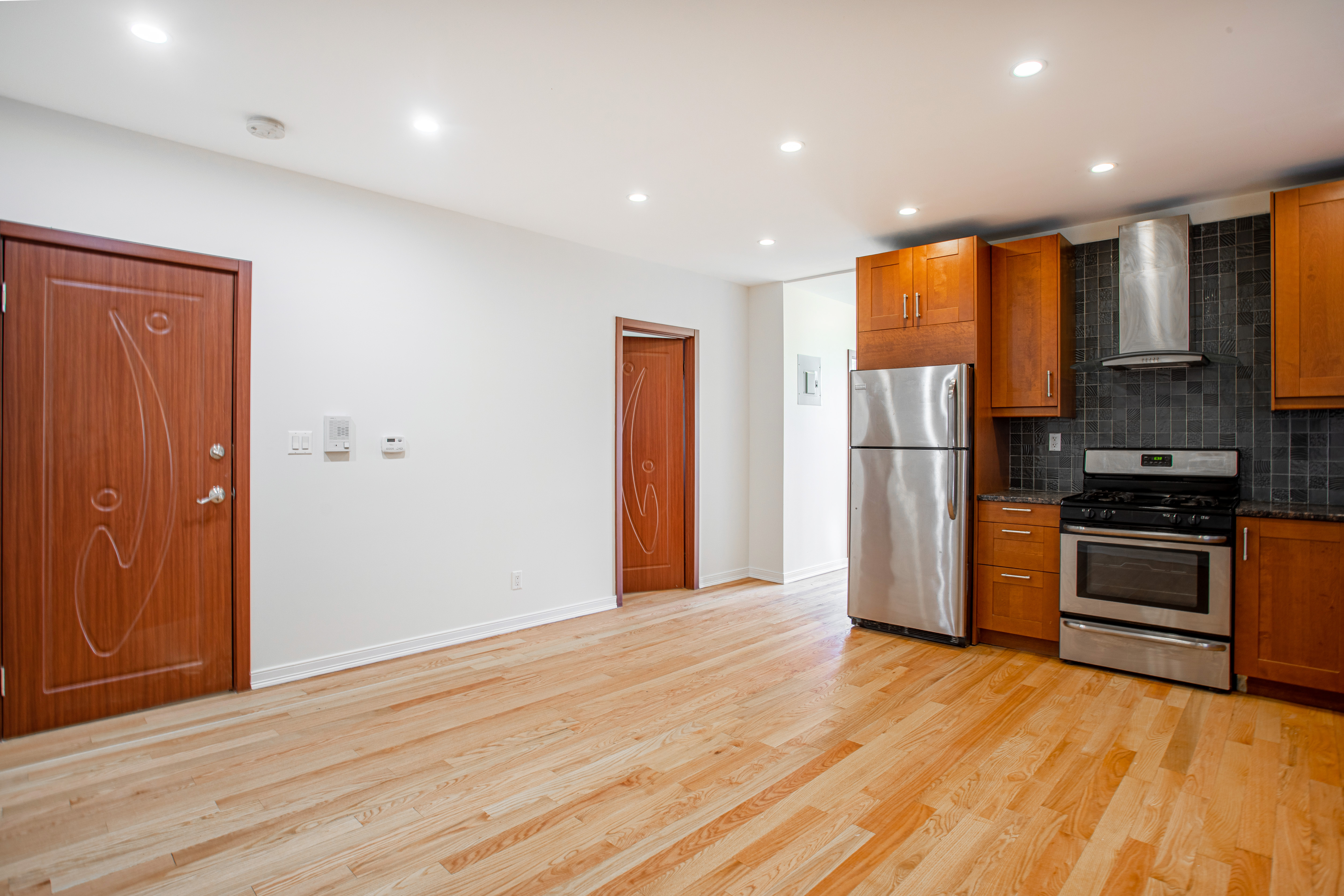 540 East 9th Street, Unit 2B Brooklyn, NY 11218 - Photo 4 of 18