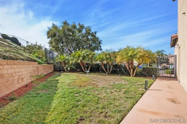 $1,395,000 | 475 Taylor Drive, Oceanside, CA 92056
