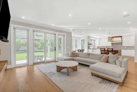 Contact Agent | 98 Beethoven Avenue, Newton, MA 02468
