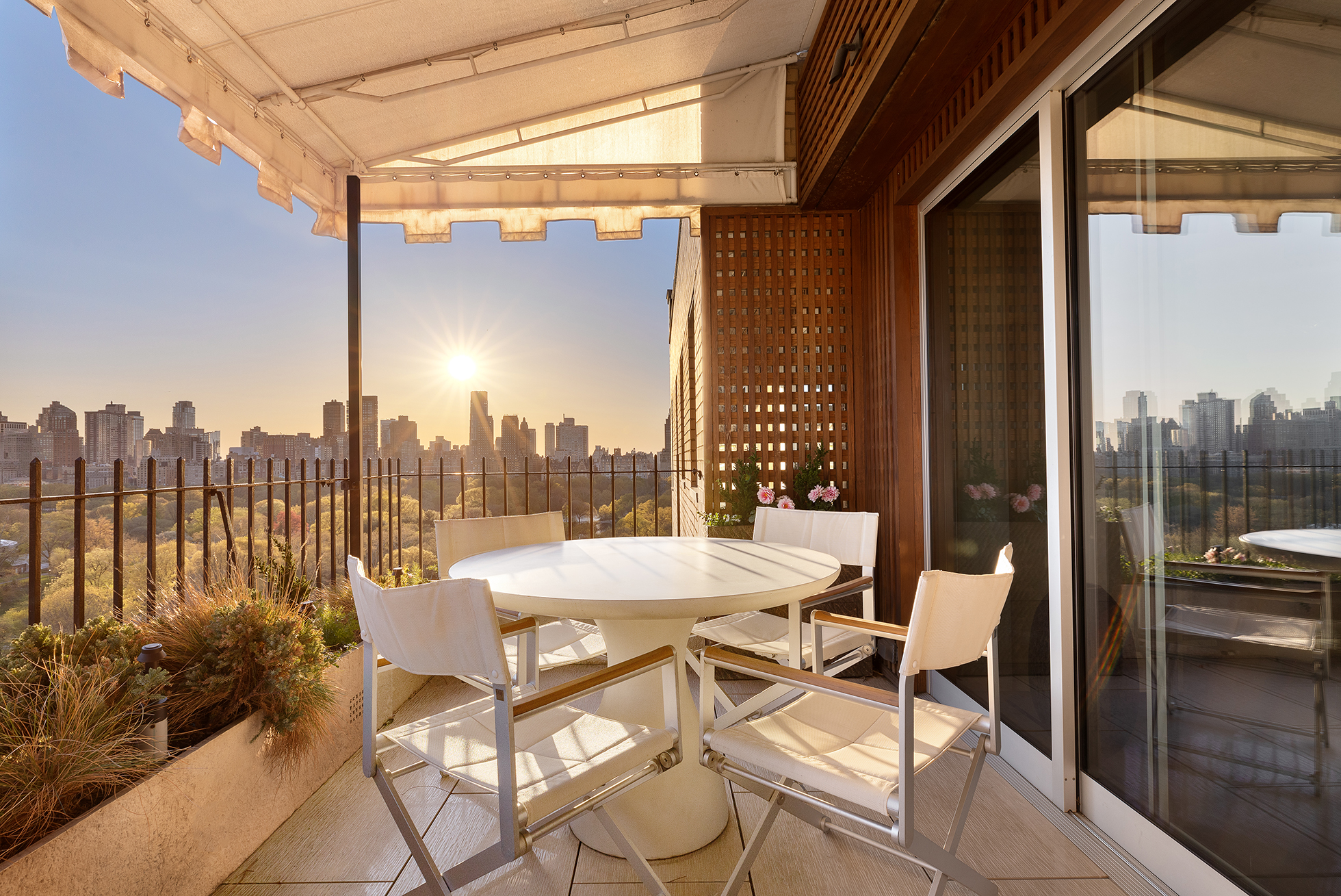 930 5th Avenue, Unit PH19C Manhattan, NY 10021 - Photo 3 of 22