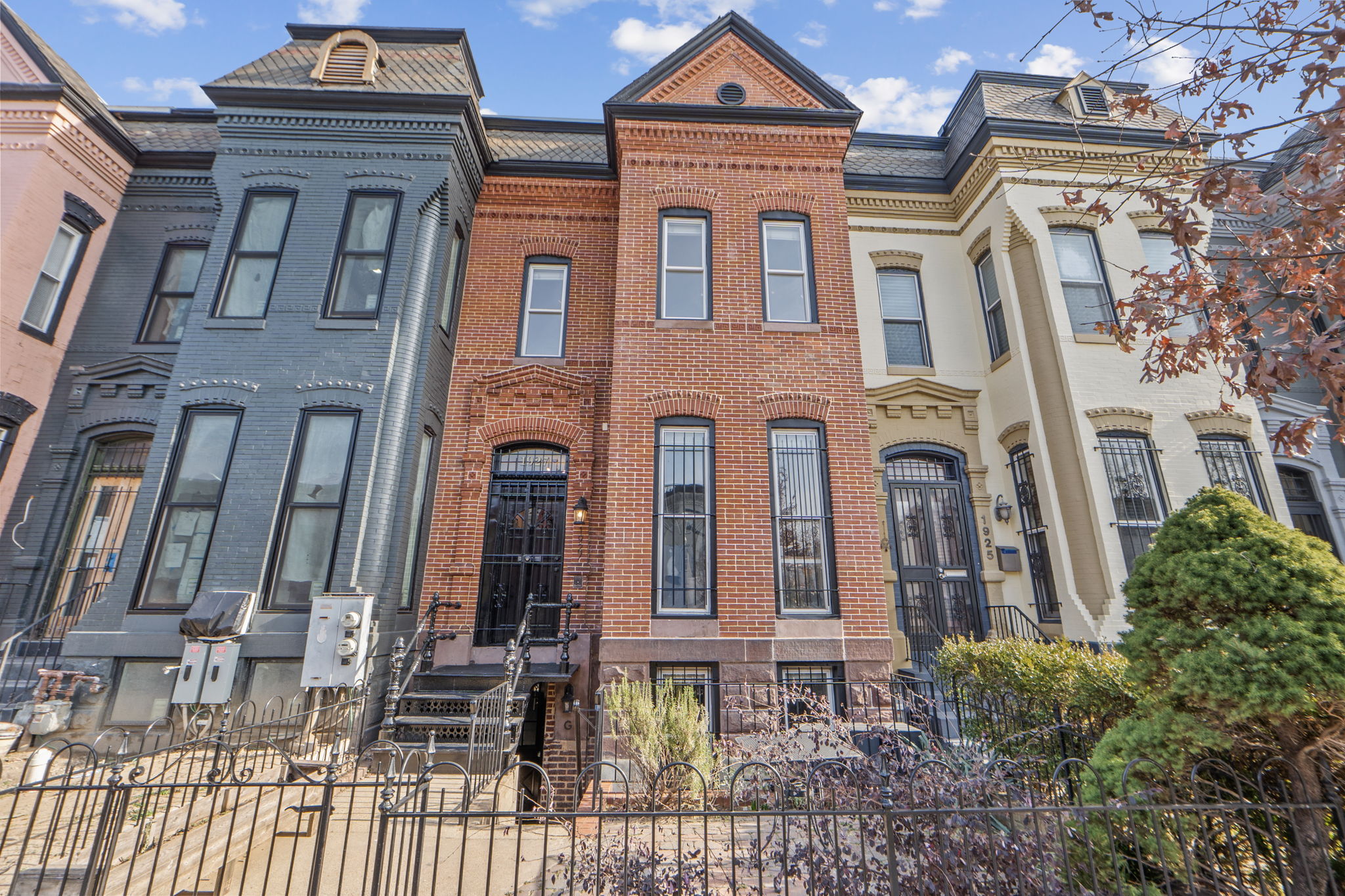 1927 15th Street Northwest Washington, DC 20009 - Photo 2 of 59