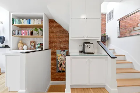 Contact Agent | Columbus Avenue, Boston, MA 02118