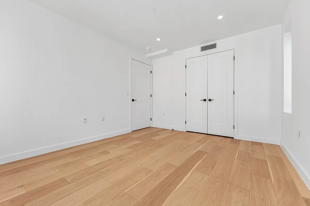 21-10 30th Avenue, Unit 6F Queens, NY 11102 - Photo 8 of 15