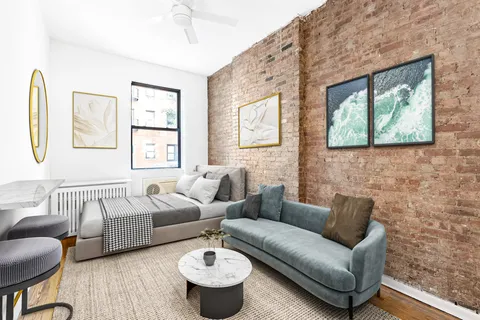 $299,000 | 529 East 88th Street, Unit 1B | Upper East Side