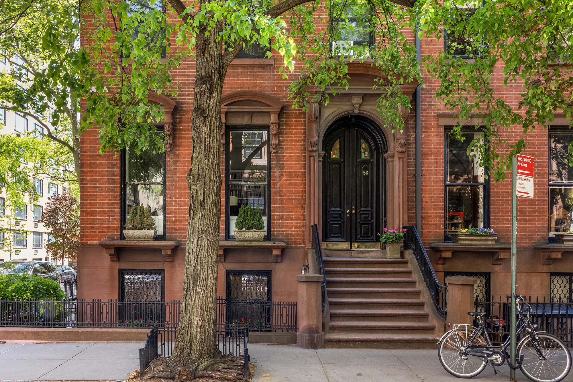 58 Remsen Street, Unit 1R Brooklyn, NY 11201 - Photo 15 of 17