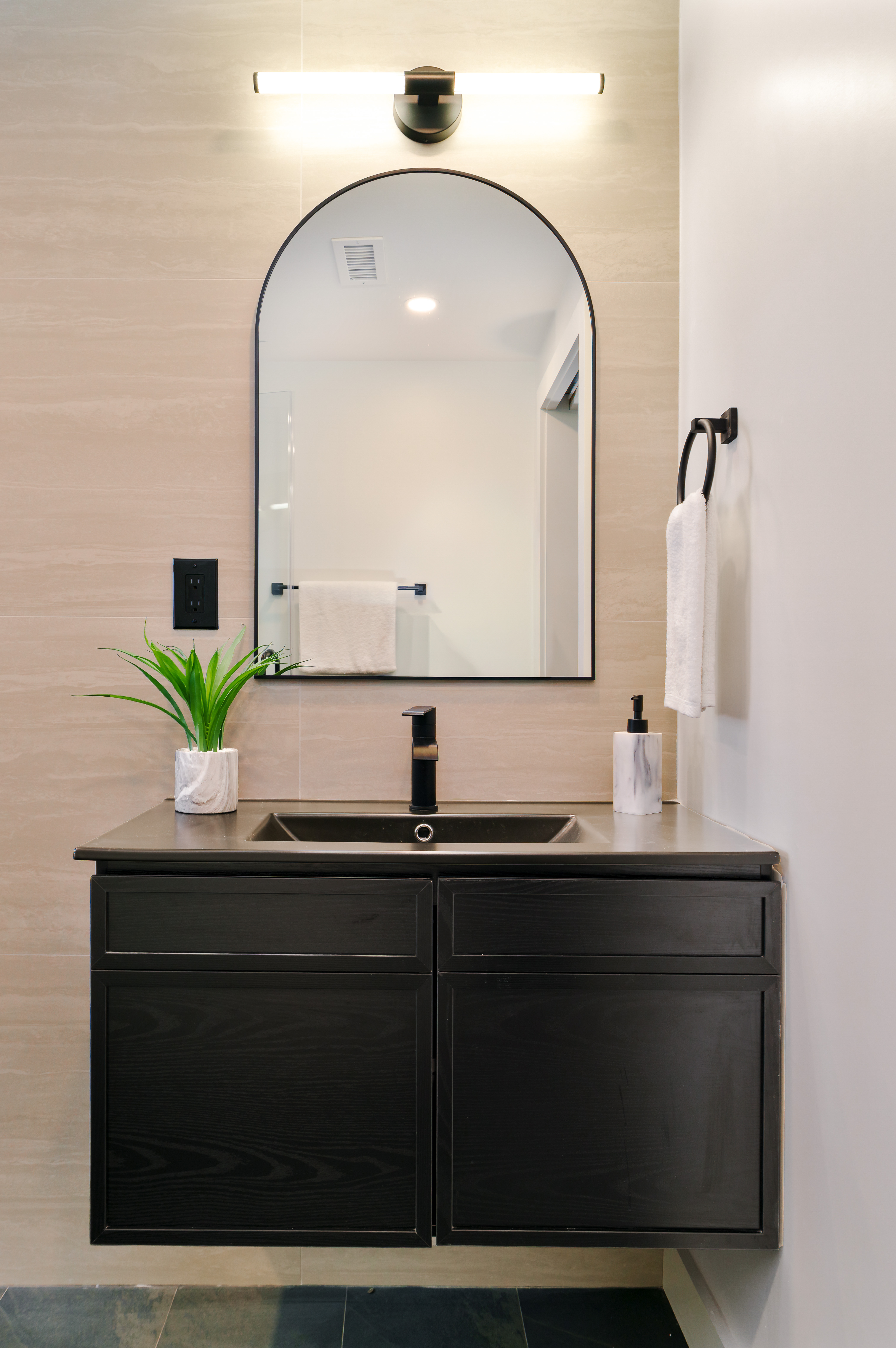 8 Emily Road Framingham, MA 01701 - Photo 43 of 48