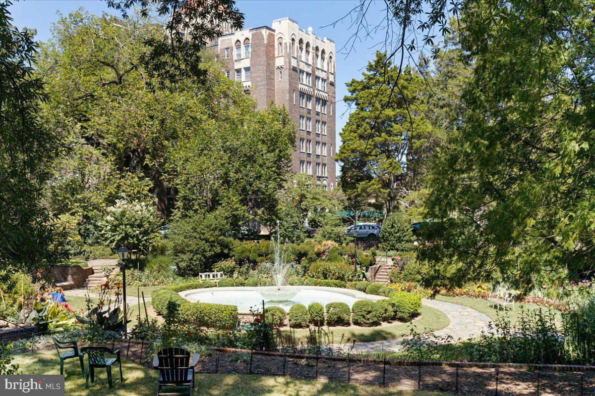 3900 Watson Place Northwest, Unit A8EFG Washington, DC 20016 - Photo 5 of 6