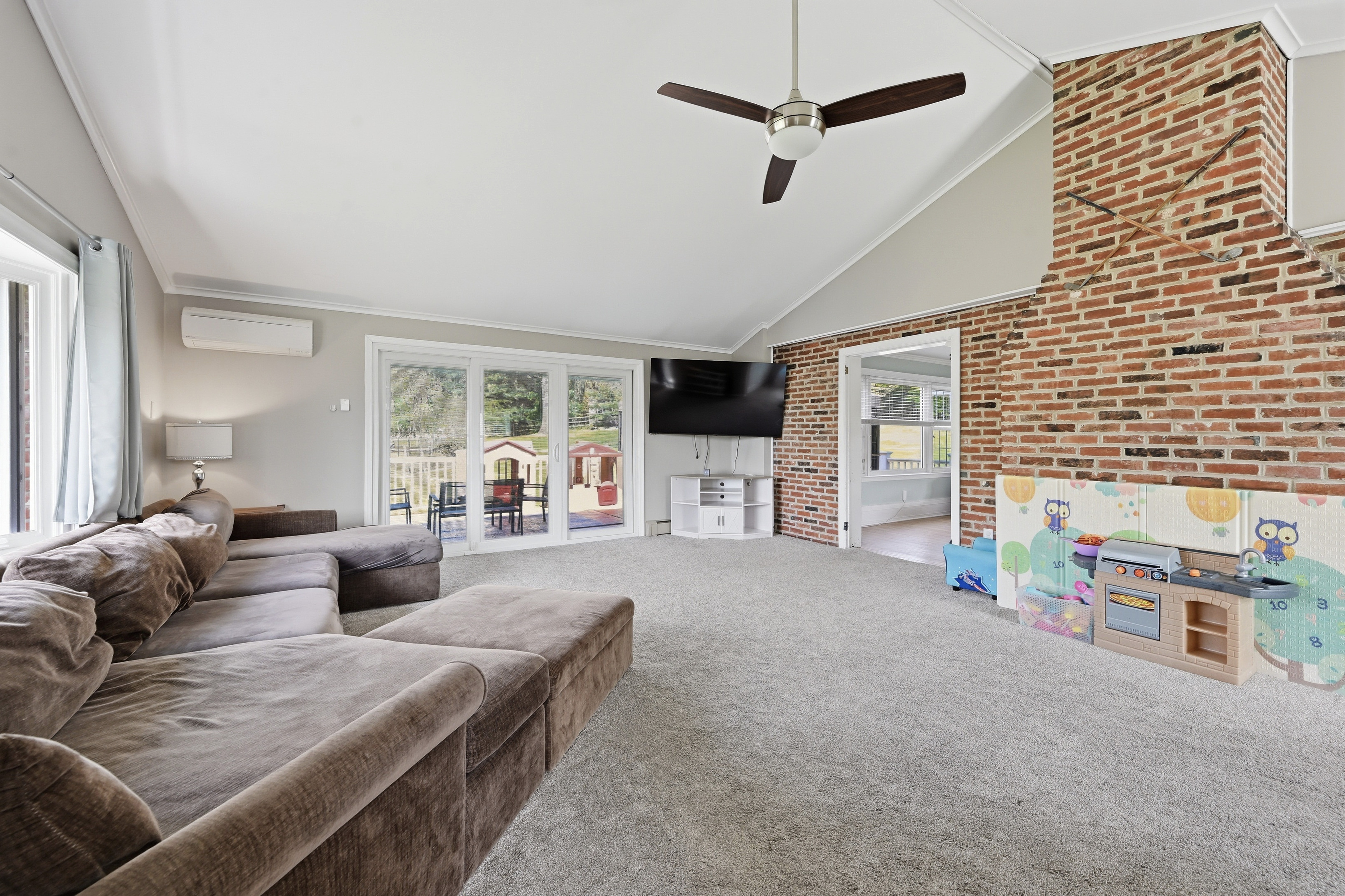 416 Spring Valley Road Media, PA 19063 - Photo 15 of 48 Gallery Image 15