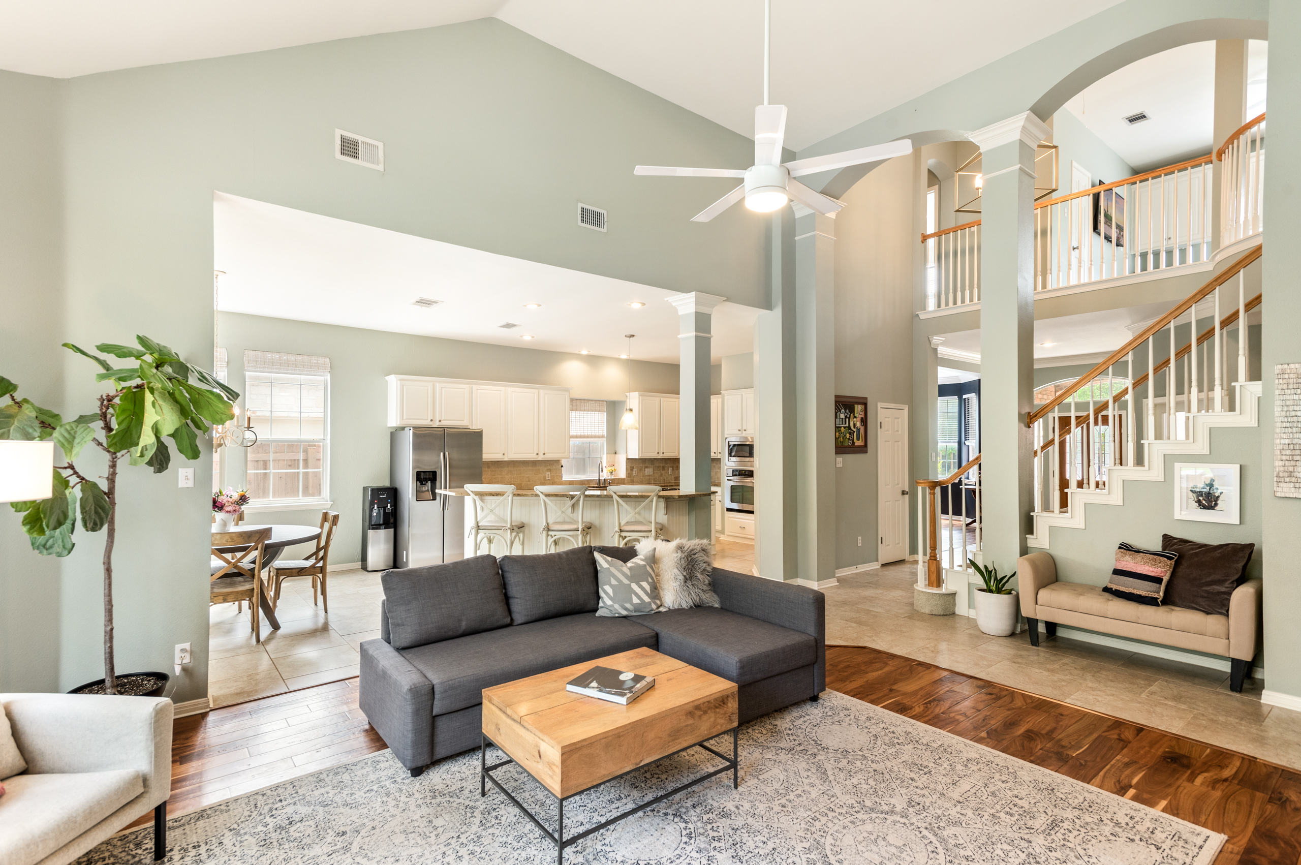 5512 Ballenton Lane Austin, TX 78739 - Photo 3 of 24
