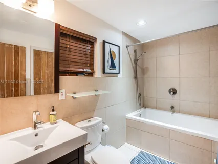 $3,995,000 | 320 West 26th Street, Miami Beach, FL 33140