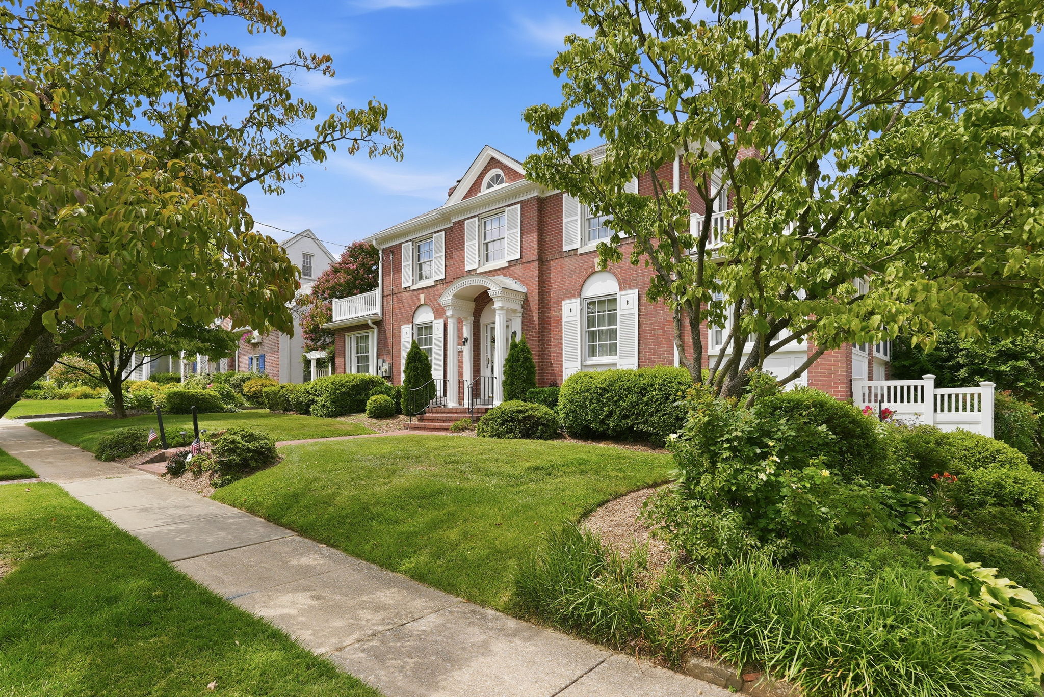 1907 Rookwood Road Silver Spring, MD 20910 - Photo 3 of 39 Gallery Image 3