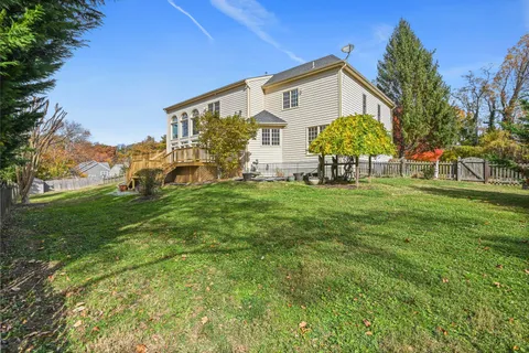 $2,285,000 | 2628 Five Oaks Road, Vienna, VA 22181