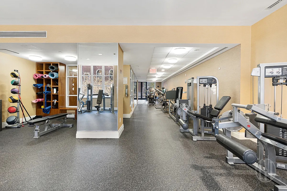 45 Park Avenue, Unit 405 Manhattan, NY 10016 - Photo 11 of 12