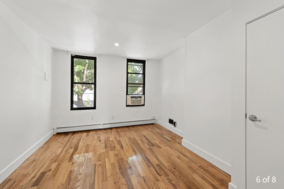 277 Starr Street, Unit 2L Brooklyn, NY 11237 - Photo 4 of 7