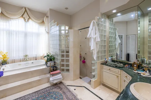 $4,300,000 | 8430 Southwest 98th Street, Miami, FL 33156