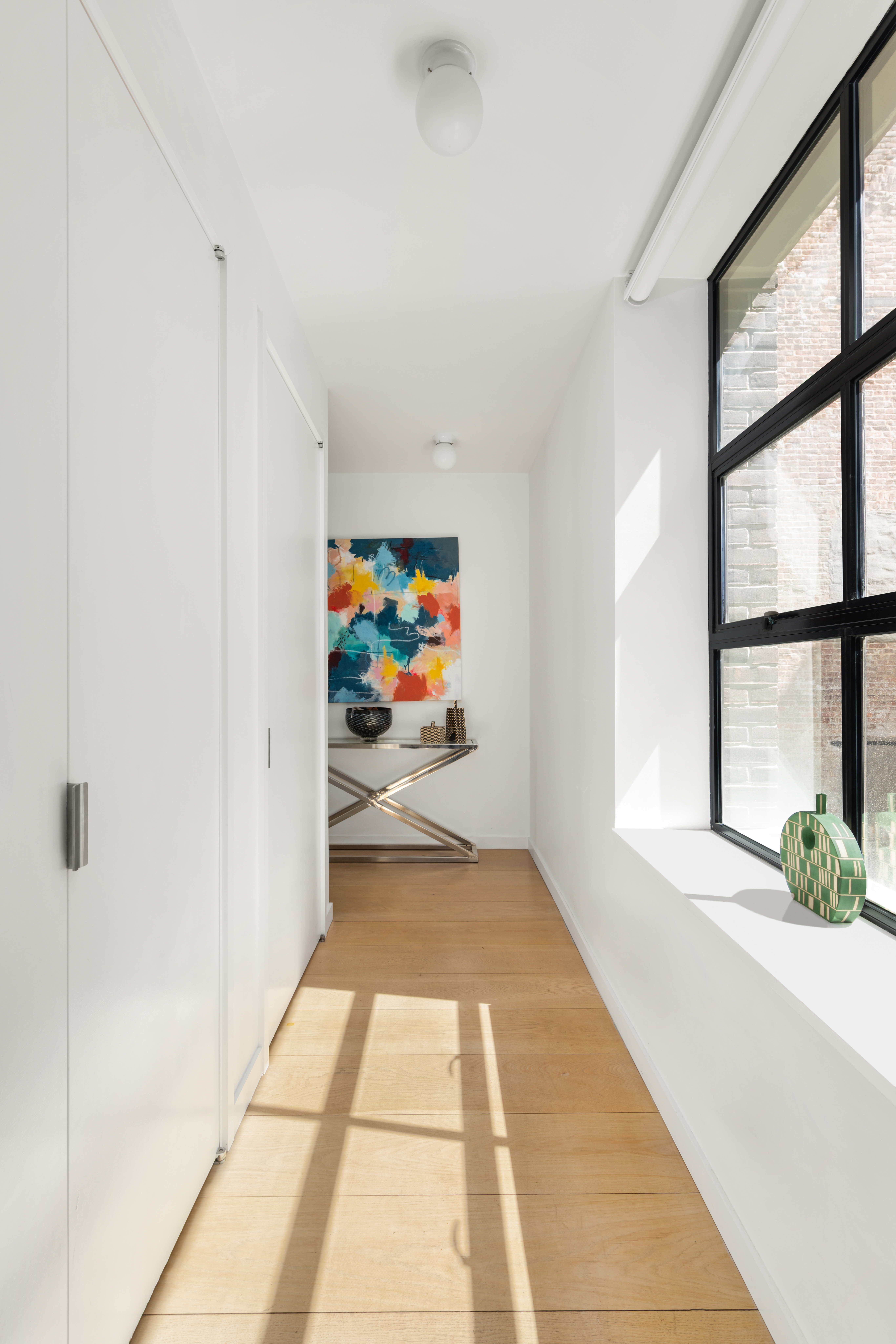 456 West 19th Street, Unit 4/5A Manhattan, NY 10011 - Photo 14 of 15 a view of an entryway