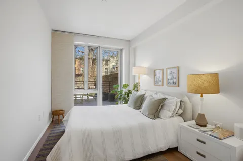 $1,700,000 | 433 Warren Street, Unit 2C | Boerum Hill