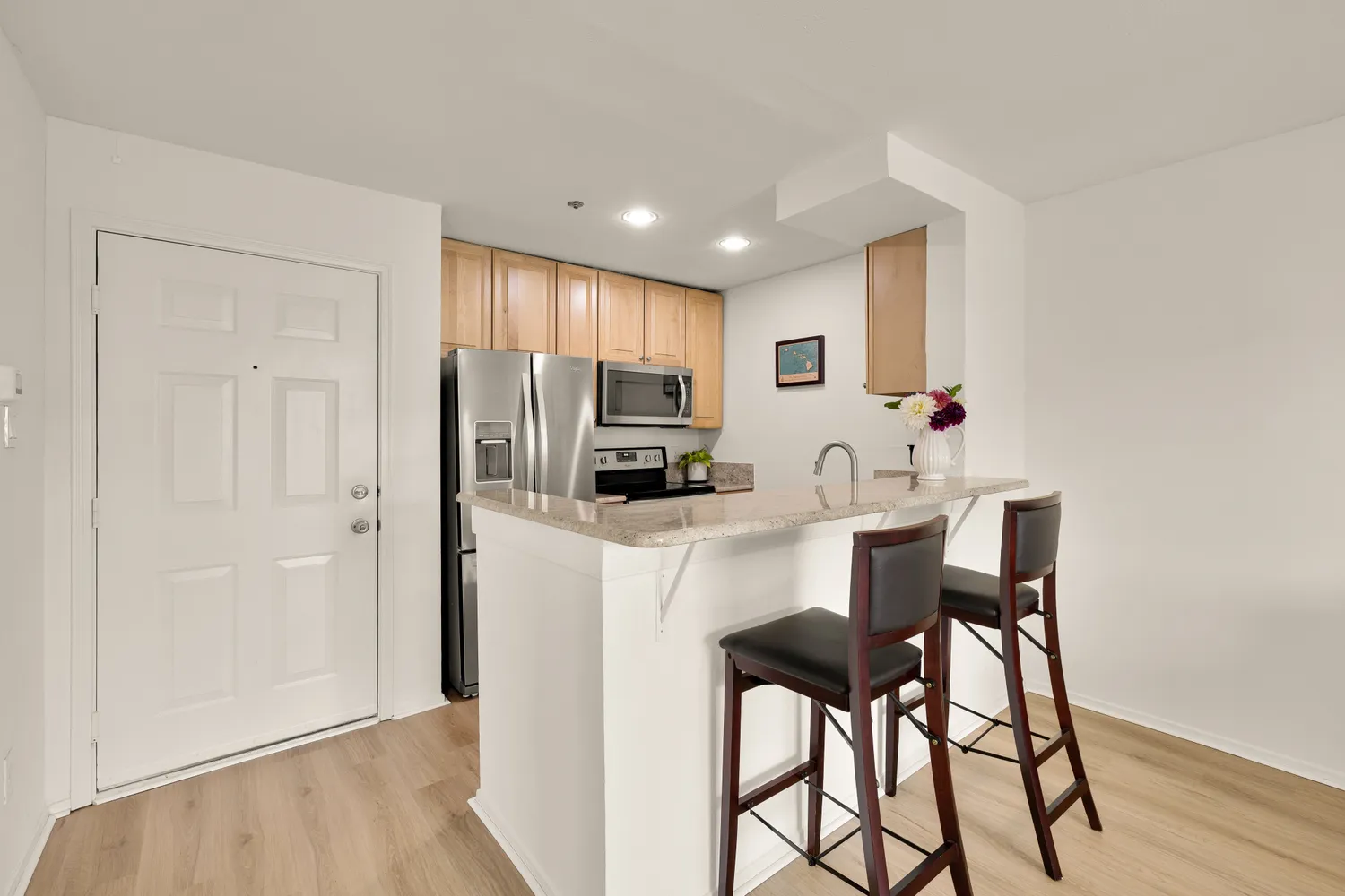 $275,000 | 3309 Wyndham Circle, Unit 3180, Alexandria, VA 22302