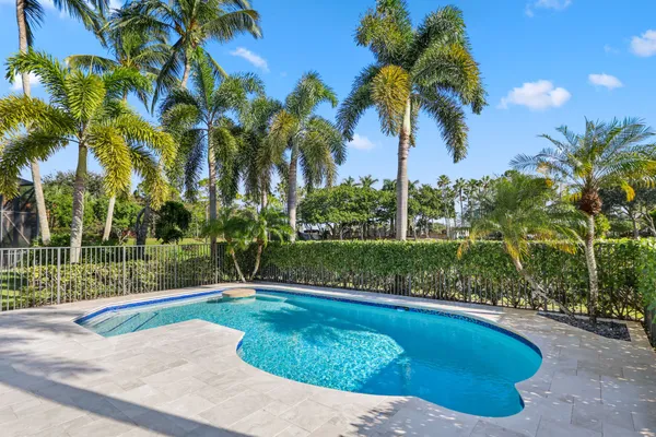 $1,400,000 | 19245 Skyridge Circle, Boca Raton, FL 33498