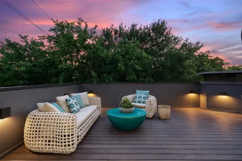 a view of sitting space with furniture