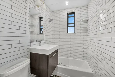 $1,200,000 | 7259 Shore Road, Unit 5E5F | Bay Ridge