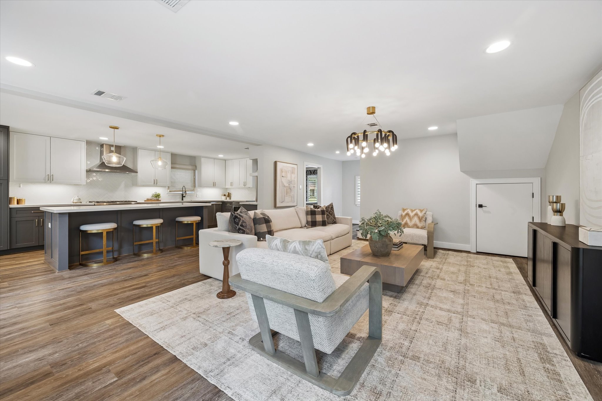 1139 Richelieu Lane Houston, TX 77018 - Photo 7 of 38 Gallery Image 7