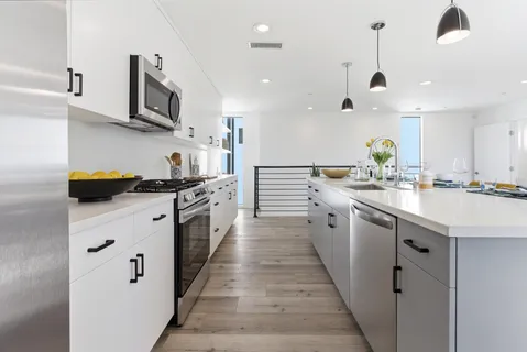 $899,000 | 4138 Normal Avenue, Los Angeles, CA 90029