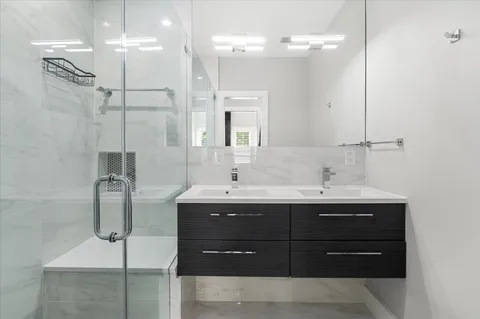 $1,275,000 | 517 6th Street Northeast, Washington, DC 20002