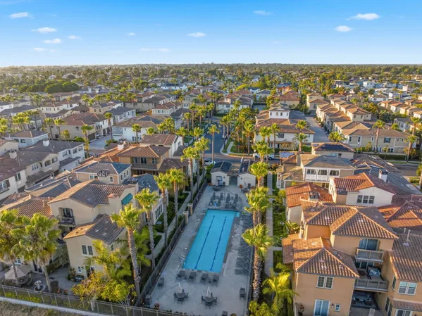 $1,379,000 | 21445 Hayley Lane, Huntington Beach, CA 92646